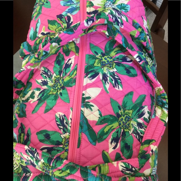 NWT VERA BRADLEY LARGE DUFFEL - Picture 3 of 4